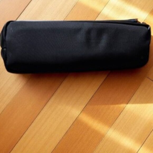 KROSER Quilted Laptop Tote Bag 15.6” | USB Port | Water-Resistant | Black | NWT - Picture 10 of 11